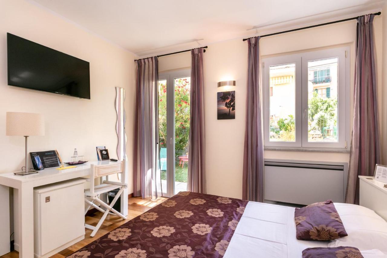 Oasi Hotel Levanto Exterior photo