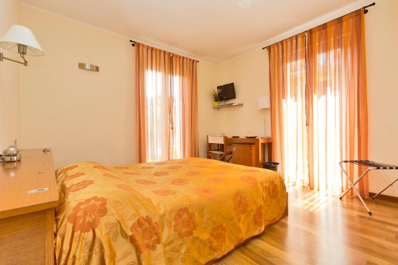 Oasi Hotel Levanto Room photo